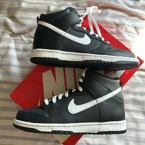 Nike Dunk Hi black/white